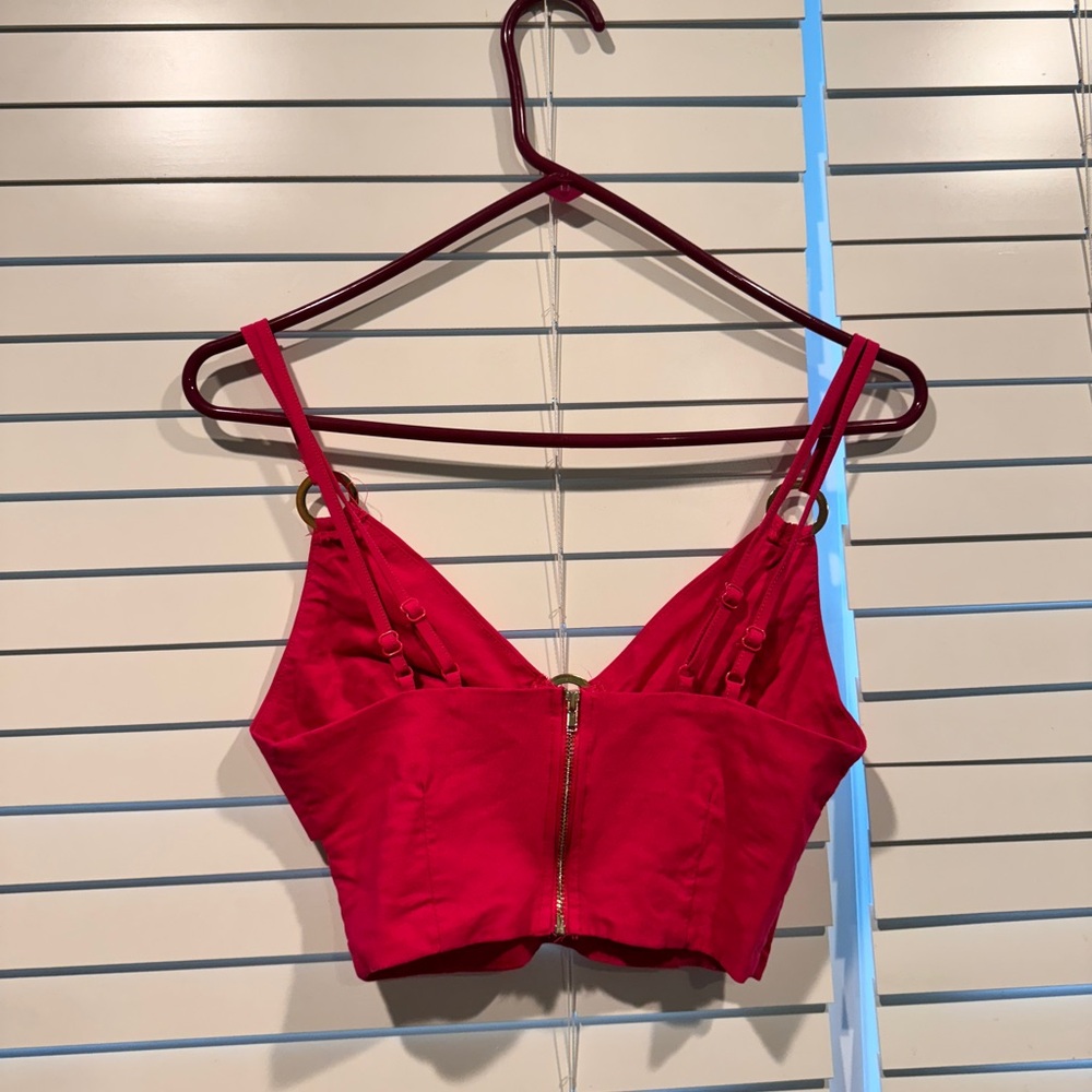 DO+BE Cropped Tank - Picture 3 of 3
